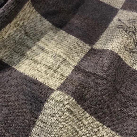 Burberry Grey Checkered Fringed Scarf - Picture 5 of 9